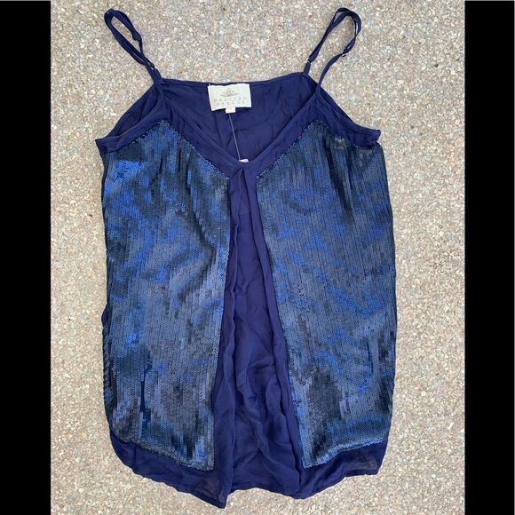 MADISON Marcus Sequin Top - Picture 1 of 4